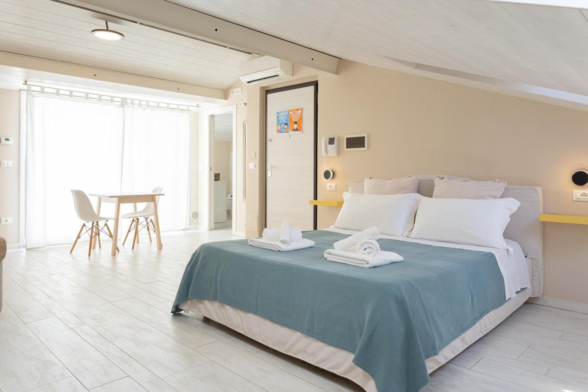 Oceano Rooms 테르몰리 외부 사진